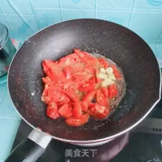 Make Fried omelet noodles step 5
