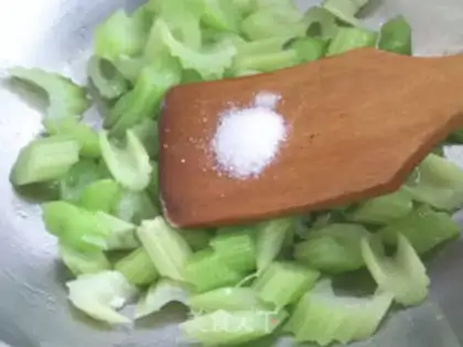 Make Celery cashew step 3
