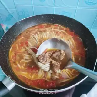 Make Fried omelet noodles step 9