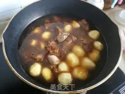 Make Steakbone stew of potatoes step 4