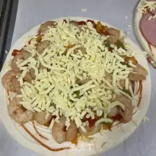 Make Shrimp pizza step 6