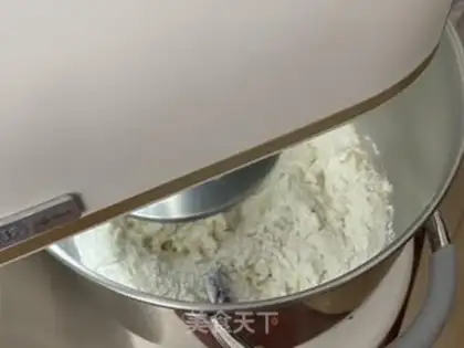 Make Spaghetti cranberry cow toast step 2