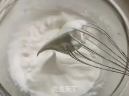 Make Red velvet olio cream roll step 2
