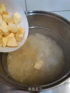 Make oatmeal apple silver ears step 2