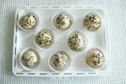 Make A low-fat whole wheat burger step 7
