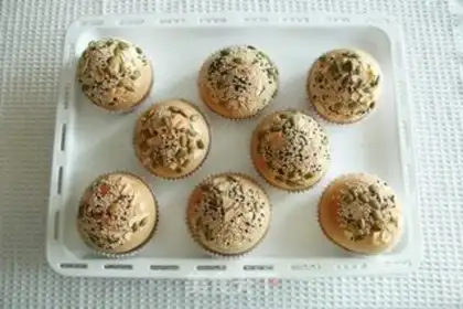 Make A low-fat whole wheat burger step 11