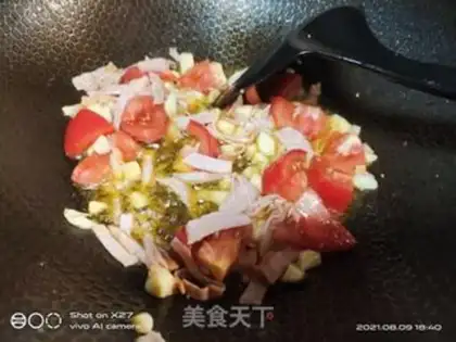 Make Ham and black bean sprouts step 2