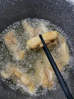 Make Chicken wings, potatoes step 3