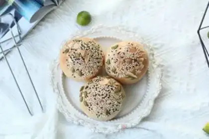 Make A low-fat whole wheat burger step 15