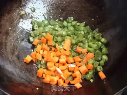 Make Soybean fried rice step 4