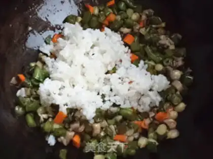 Make Soybean fried rice step 7