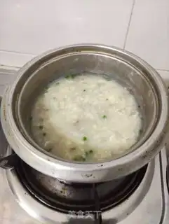 Make A wide roll of beef porridge step 4