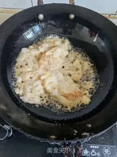 Make Fried eggs step 1