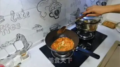 Make Tomato egg cake step 14