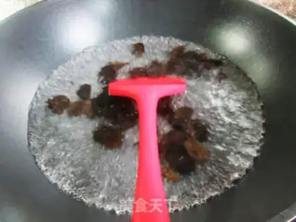 Make Blackwood fried eggs onions step 3