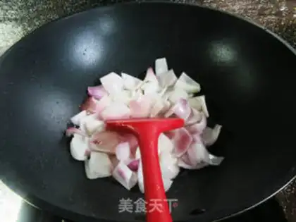 Make Blackwood fried eggs onions step 6