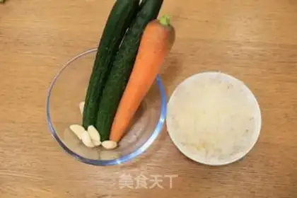 Make The silver ear of the cold cucumber step 2