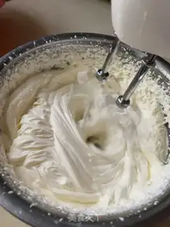 Make Peaches cakes step 6