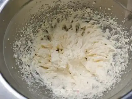 Make Blueberry Chestcake step 3