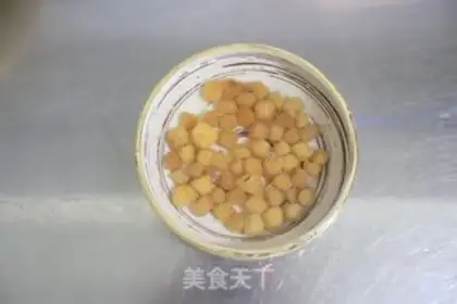 Make A melon-bread soup step 1