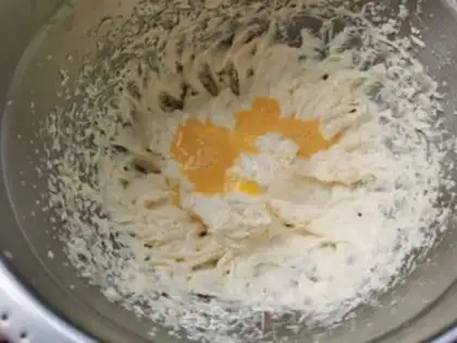 Make Blueberry Chestcake step 4