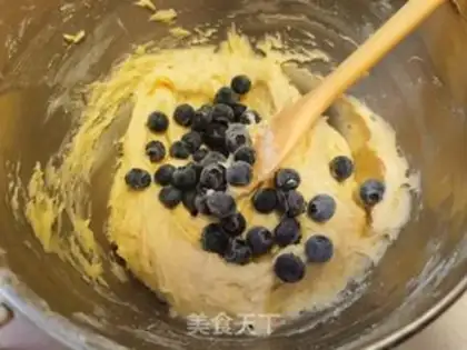 Make Blueberry Chestcake step 6