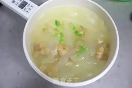 Make A melon-bread soup step 5