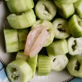 Make Scooby pickles step 10