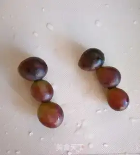 Make Ants carry raisins step 2
