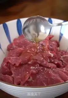 Make Beef gravy step 1
