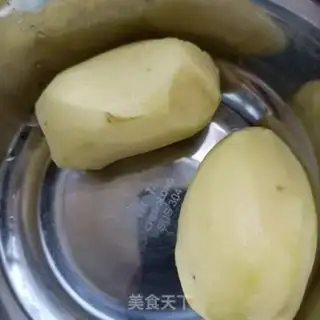 Make Roast potato nest eggs step 0
