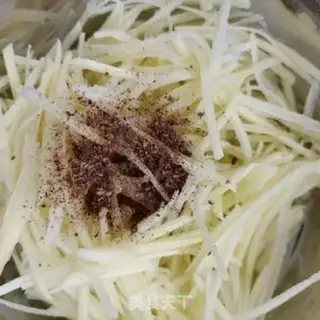 Make Roast potato nest eggs step 3