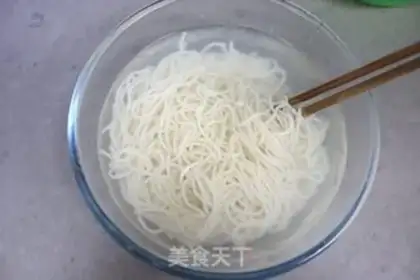 Make Soy sauce, noodle step 4