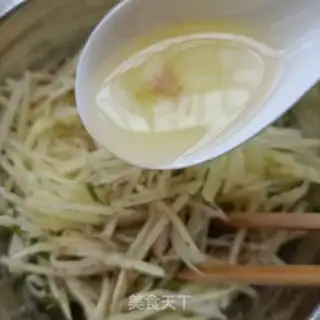 Make Roast potato nest eggs step 6