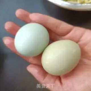 Make Roast potato nest eggs step 8