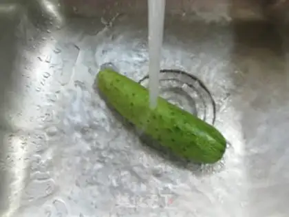Make A cucumber with a sour chicken step 2