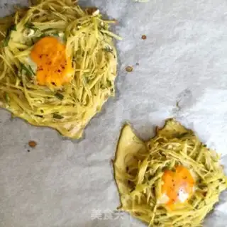Make Roast potato nest eggs step 14