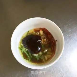 Make Egg-skin bean bud step 4