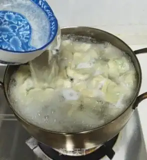 Make Soybeans, veggie dumplings step 17