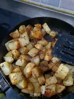 Make Pepper salt potatoes step 4