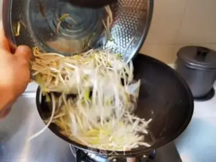 Make Jealousy sprouts step 3