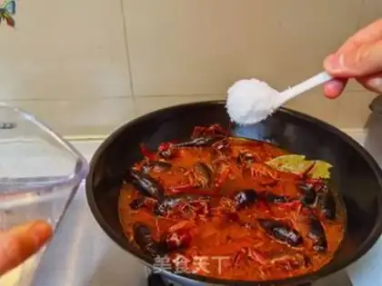Make Spicy lobster step 10