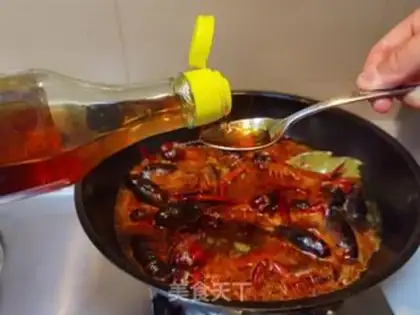 Make Spicy lobster step 12