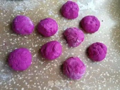Make Flamingo coconut bread step 7