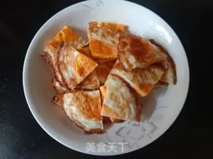 Make Cream pepper fried eggs step 2