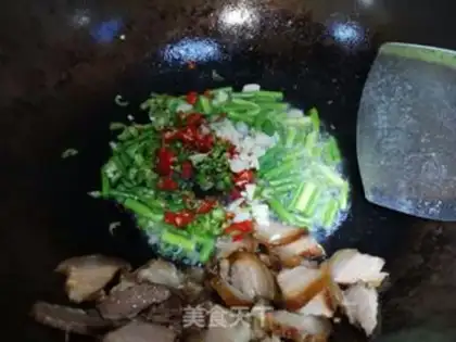 Make Garlic meat step 3