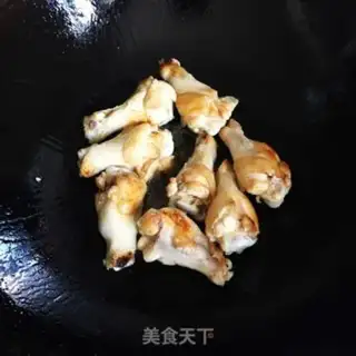 Make Chicken wings and potatoes step 0