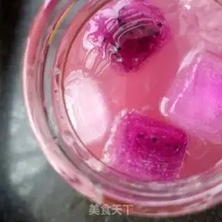 Make Squeeze lemon and make tea step 11