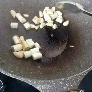 Make Salted yellow florist step 13