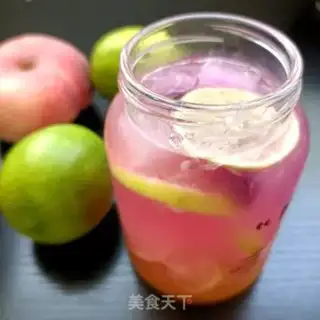 Make Squeeze lemon and make tea step 13